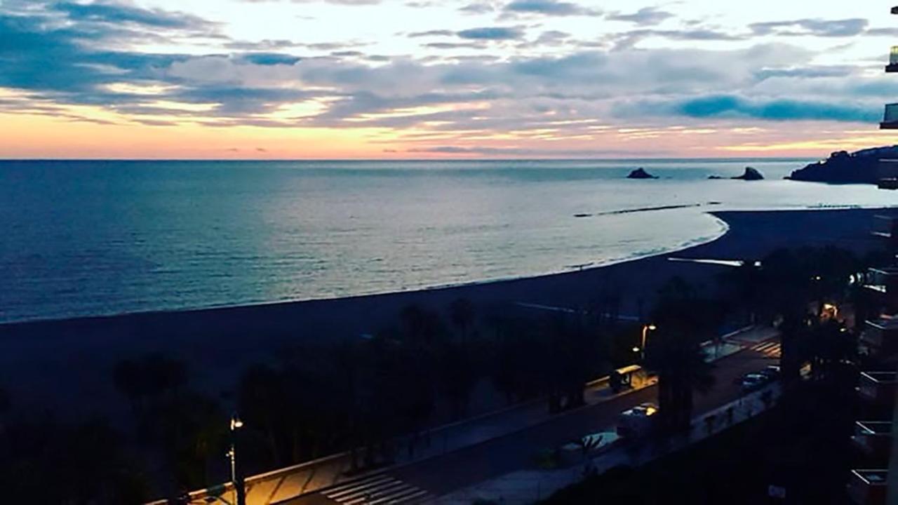 Apartamento En La Playa Con Vistas De Ensueno Almuñécar 외부 사진
